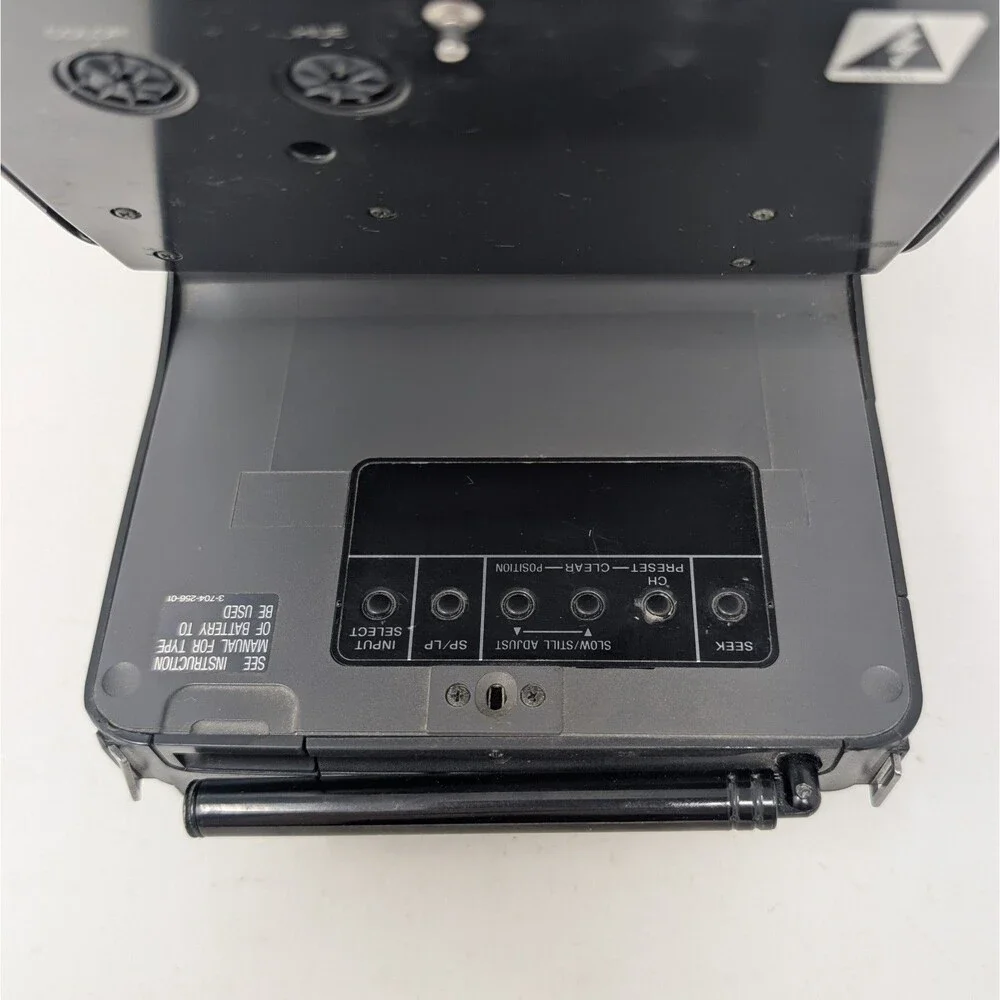 Sony GV-200 Handheld Video Walkman TV Recorder Color LCD Video8 For Parts Repair